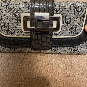 Guess wallet